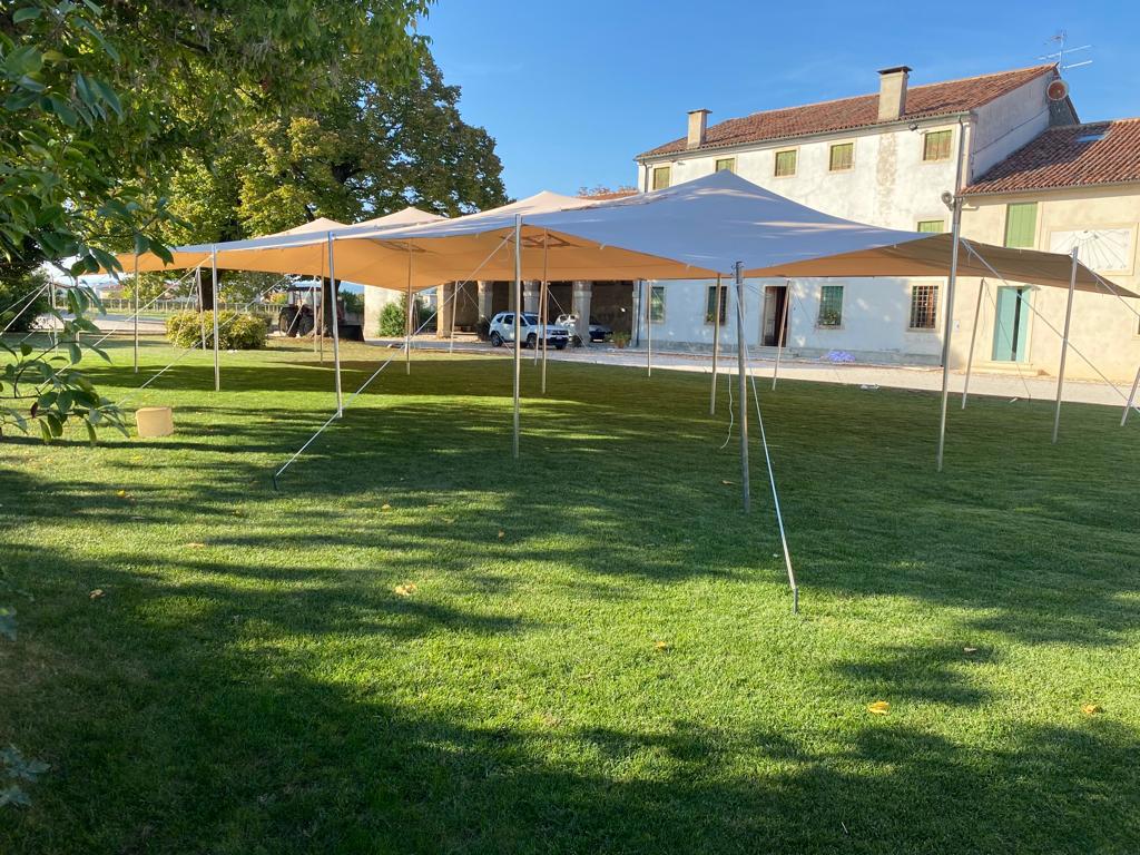 Cort African 108 m² (12 x 9)
