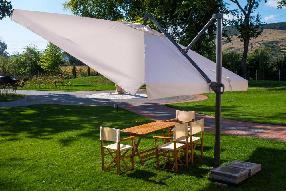 Umbrela Aluminiu Retractabila - Brat Lateral 4x4 m